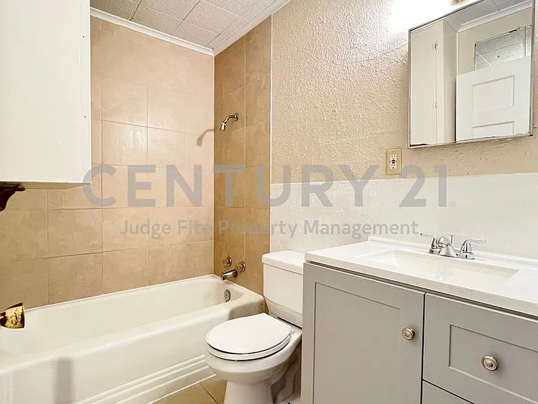 811 Coit St — Photo 11