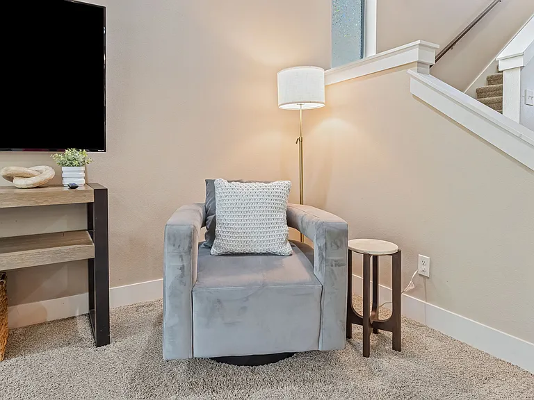 2719 E Decameron Ln — Photo 22