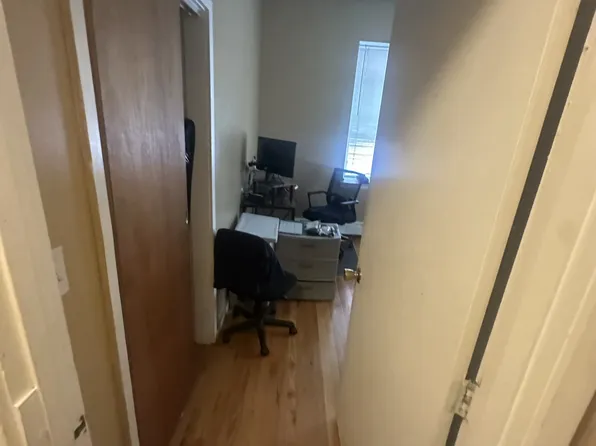 9 Shepherd Ave, Boston, MA 02115