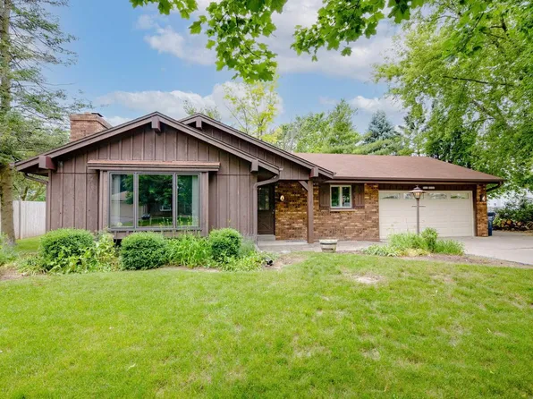 W245N6649 Grogan DRIVE, Sussex, WI 53089
