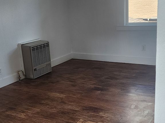 4th image of 1744 Hiawatha Ave #B