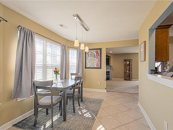 4th image of 21032 Millridge St