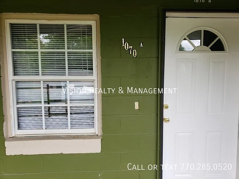 1070 Ollie Cir NW — Photo 3