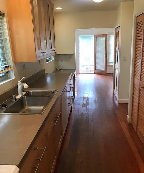 2351 Ocean Ave — Photo 6