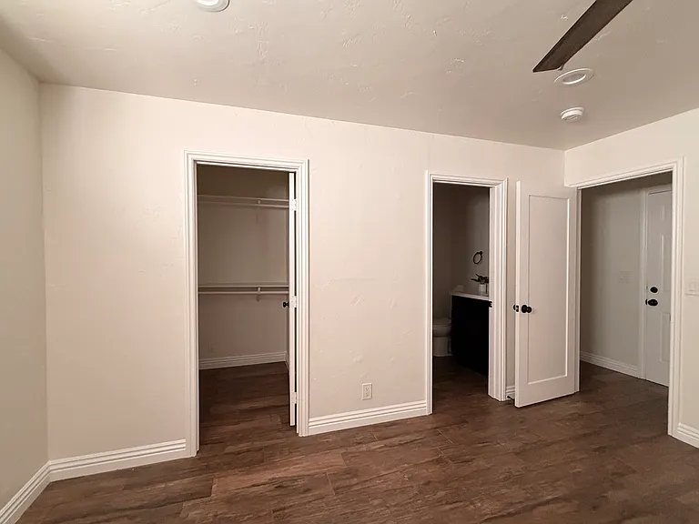 4085 9th Ave — Photo 11