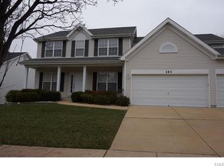 143 Woodcliffe Place Dr, Chesterfield, MO 63005