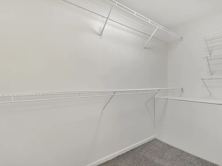 Coventry Apartments — Photo 66