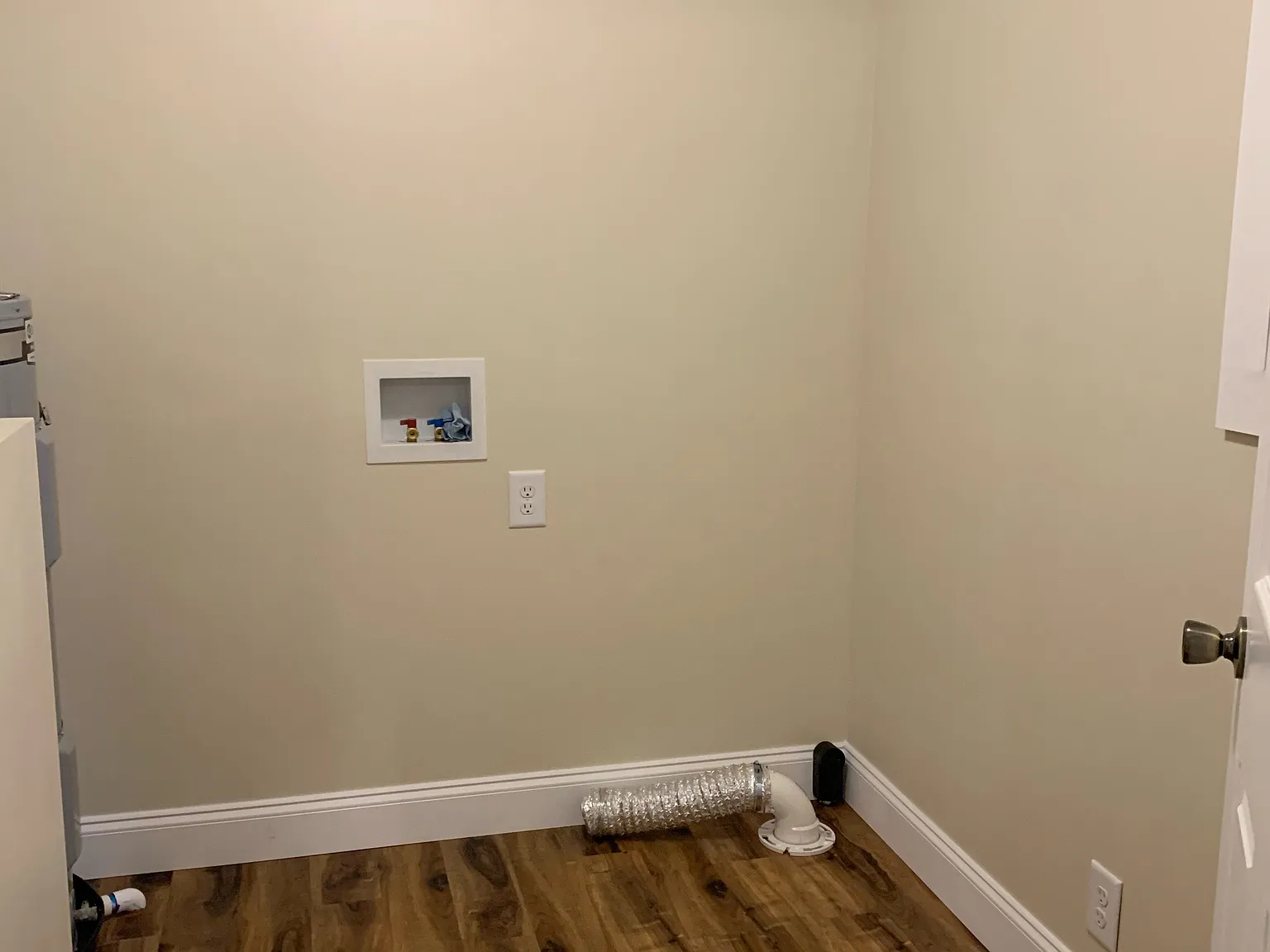 3 bed, 994 sqft, $1,225 — Photo 3