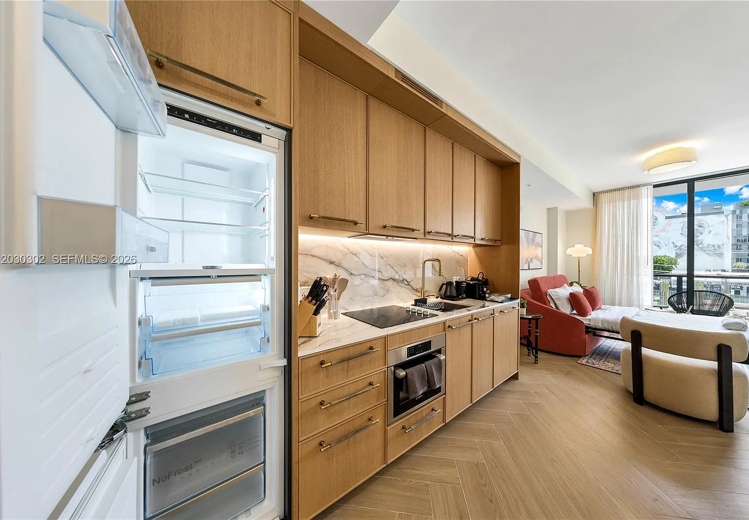1 bed, 1.0 bath, $4,300 — Photo 4
