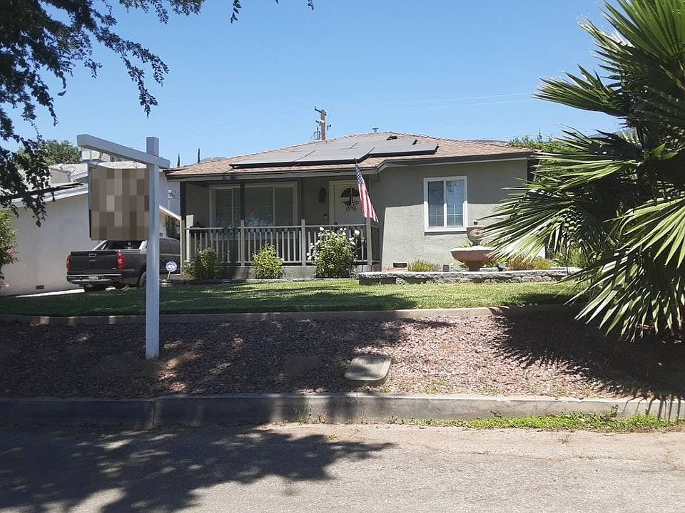 1st image of 236 E 50th St