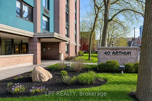 40 Arthur St #703 Photo 1 40 Arthur St #703 Photo 1