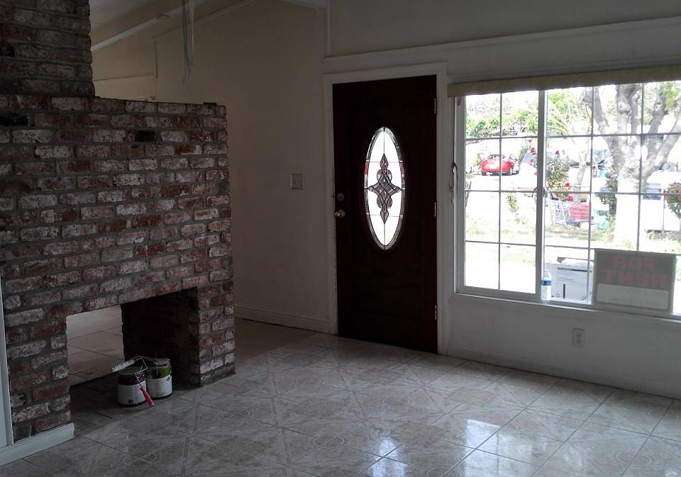 1st image of 1798 La Porte Ave