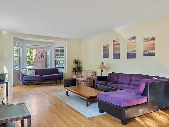 5th image of 417 S Westlawn Ave