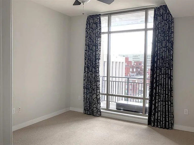 565 Peachtree St NE #1104 — Photo 8
