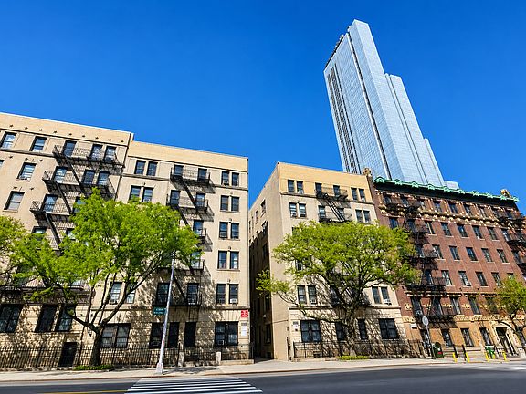 3rd image of 55 Tiemann Pl #6