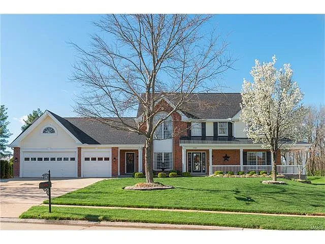 1740 Woods Bend Ln photo 1
