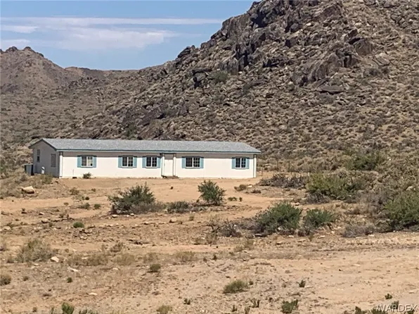 4745 N Smoketree Rd, Golden Valley, AZ 86413