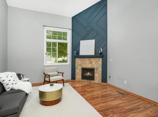 8419 Cortland Rd, Eden Prairie, MN 55344