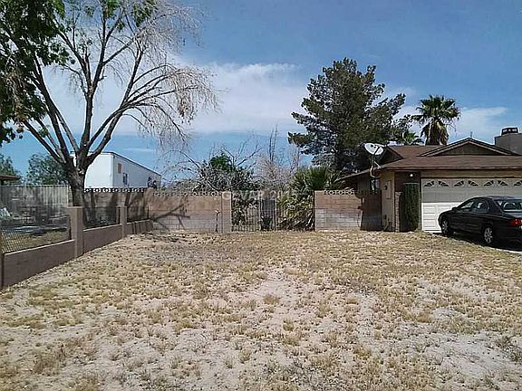 2nd image of 4800 Martinelli Ct