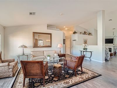 9051 W Viking Rd, Las Vegas, NV, 89147