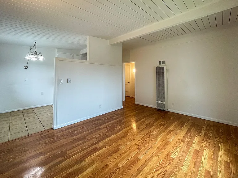 14830 Chadron Ave — Photo 11