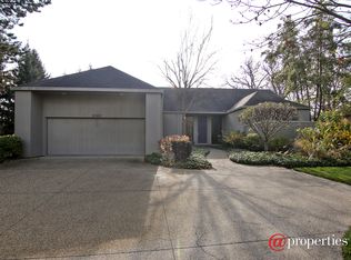 2060 Painters Lake Rd, Highland Park, IL 60035