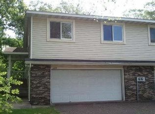 2002 Clarence St, Saint Paul, MN 55109