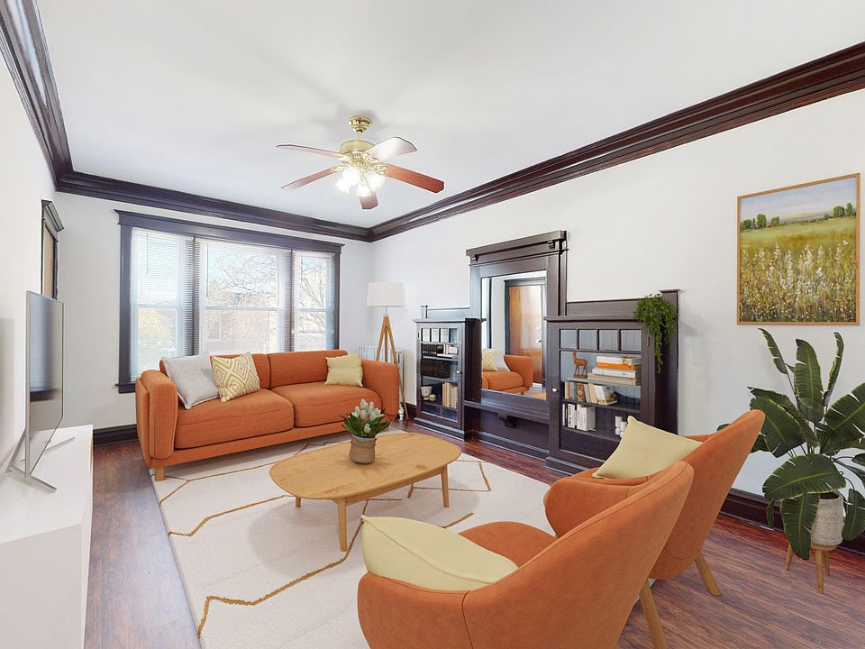 Dining/Living room