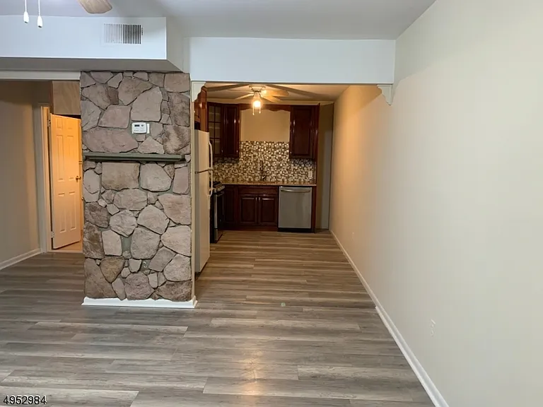 221 Ringwood Ave #A-5 — Photo 4