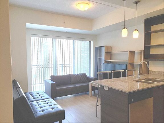 5th image of 318 Spruce St #1006