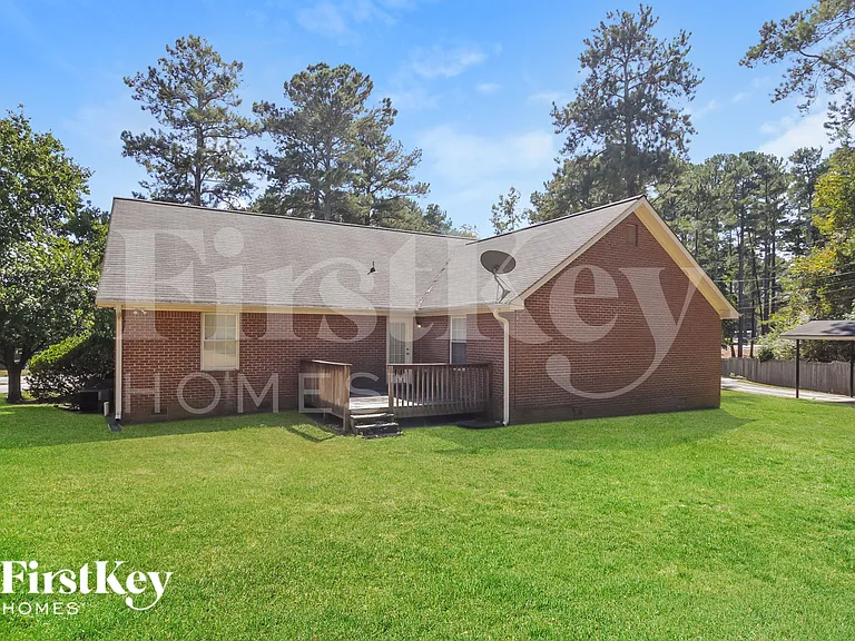 420 Castlewood Rd — Photo 14