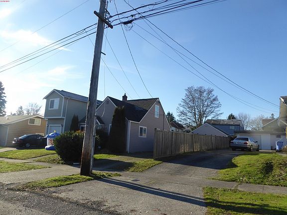 3rd image of 3732 S Asotin St