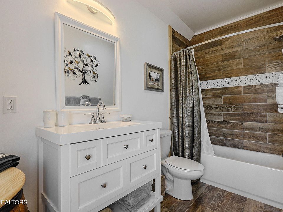 35th image of this home