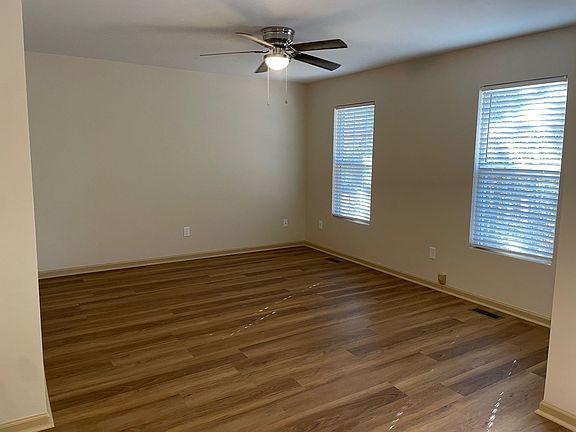 3rd image of 2956 Forest Park Dr #B