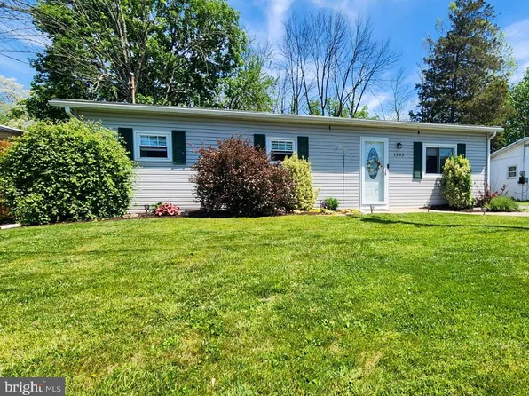 1393 Budd St, Birdsboro, PA 19508