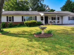 1905 McClain Dr, Knoxville, TN 37912