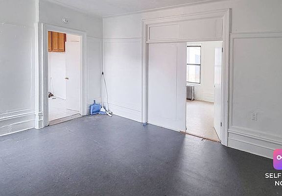 5th image of 711 W 180th St #51