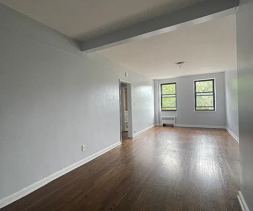 6237 Broadway #2C