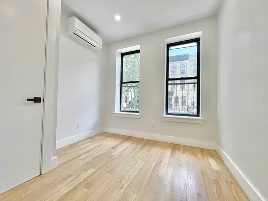 Rented by Doorway NYC, LLC | media 3