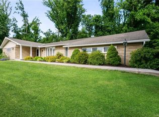 39 Violet Dr, Beacon, NY 12508