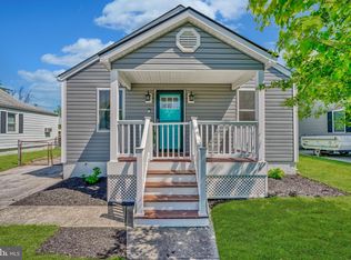 8 Graywood Rd, Dundalk, MD 21222