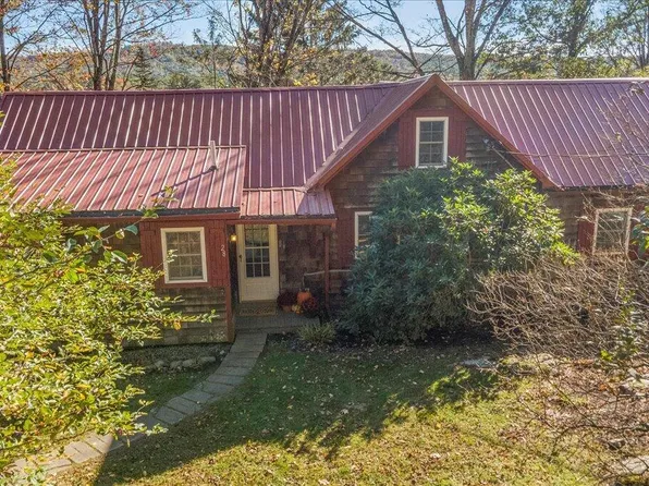 28 Lemaire Way, Argyle, NY 12809