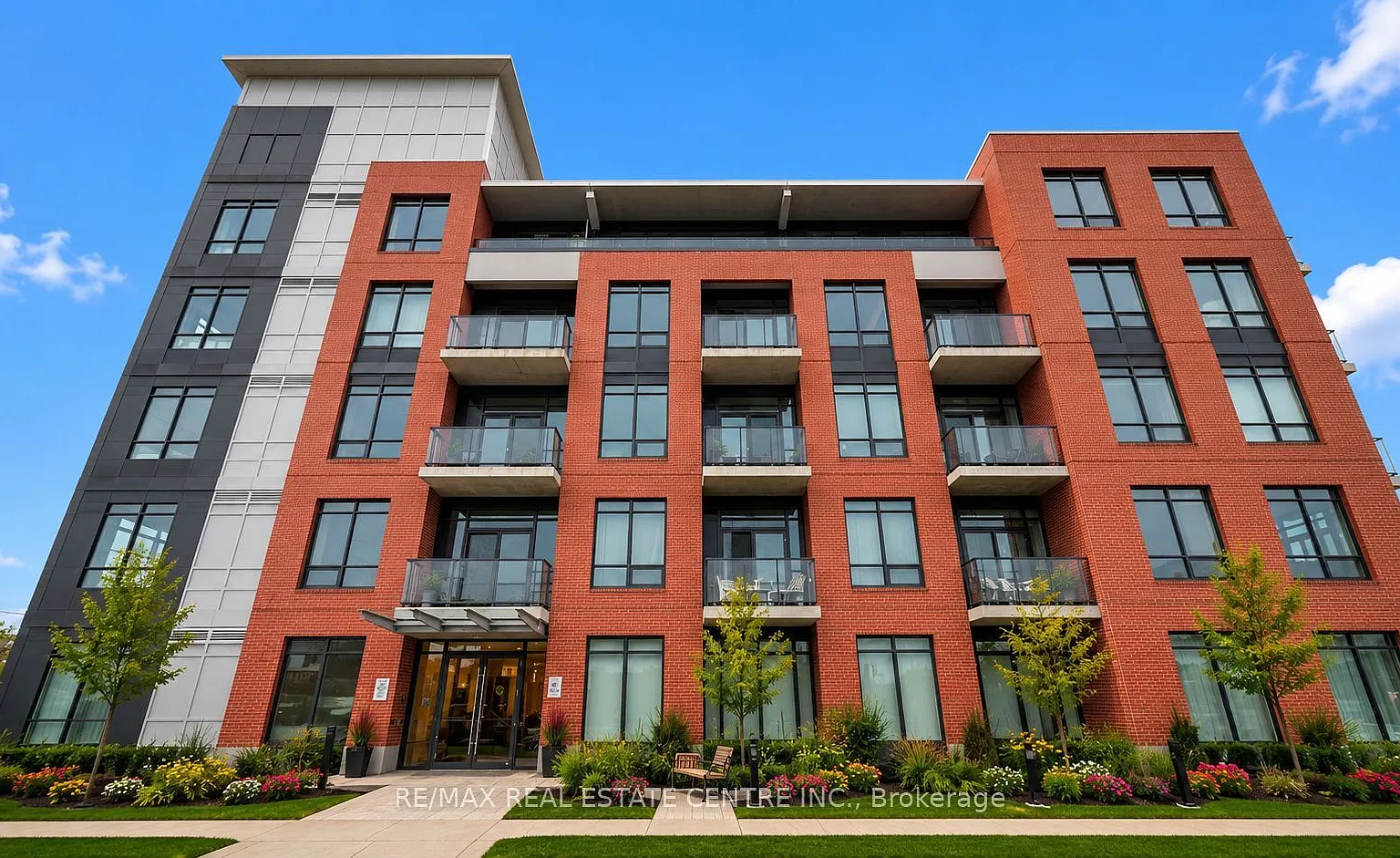3 bed, $2,900 — Photo 2