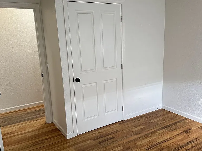 1086 John Hill Rd — Photo 11