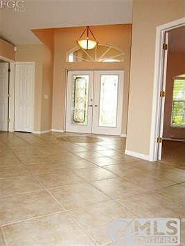 5th image of 4910 SW 26th Pl