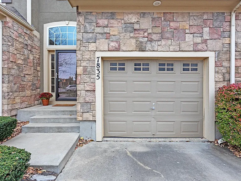 7835 W 158th Ct — Photo 3