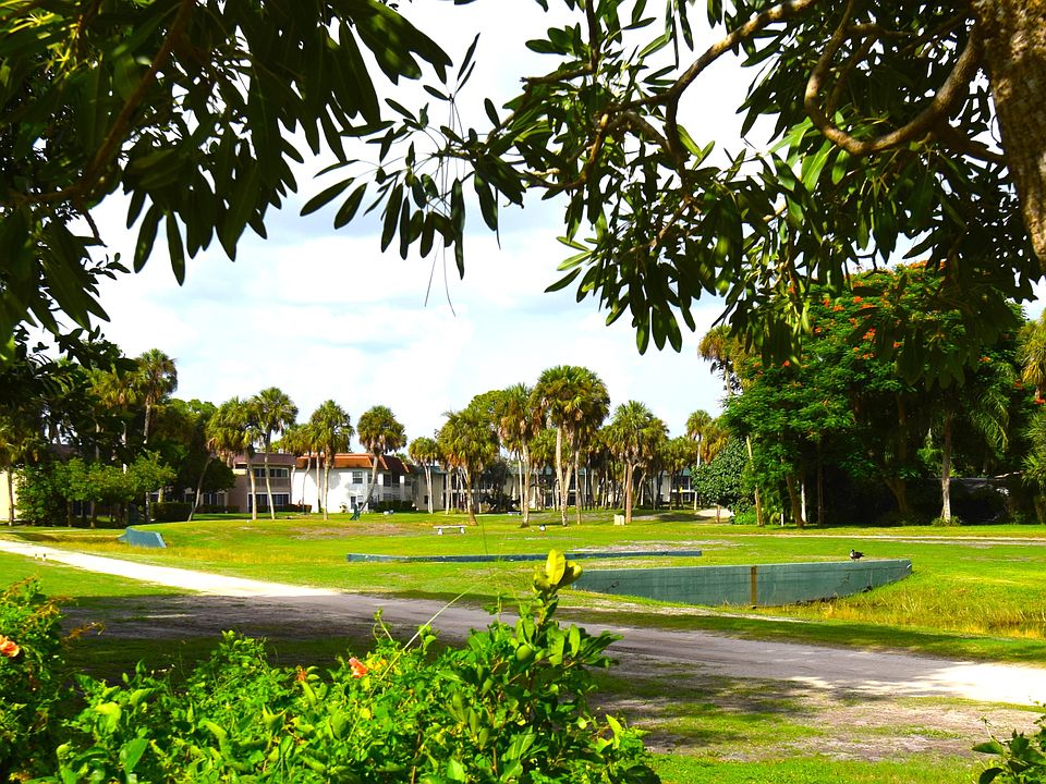 1st image of 4828 Golf Club Ct APT 8