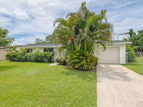 2nd image of 1573 Windward Dr