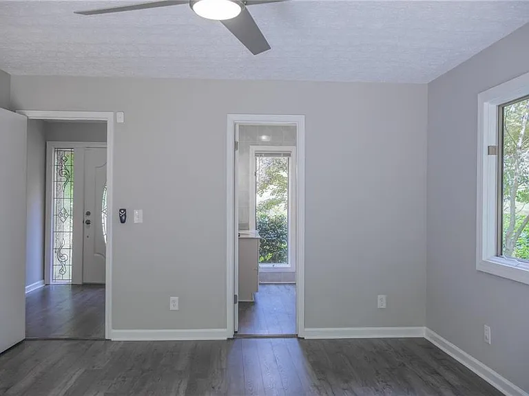4079 Dunnington Dr — Photo 40