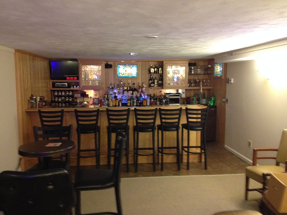 1st image of 3850 E Surrey Ct